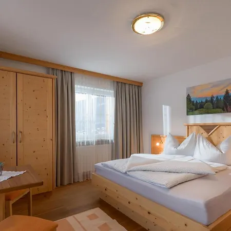 Schusterhof Guest house *