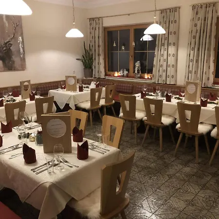 Schusterhof בית הארחה איטר