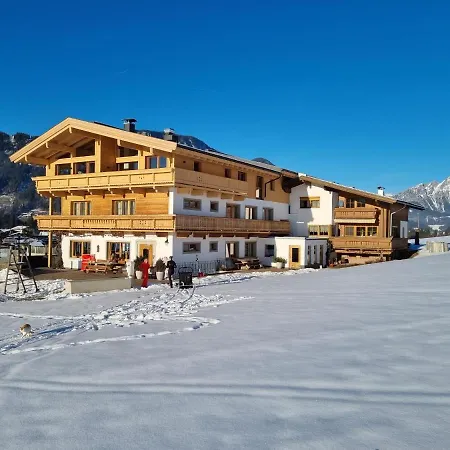 Schusterhof 3* 伊特尔
